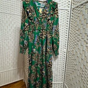 Floral Green Maxi Dress small/medium